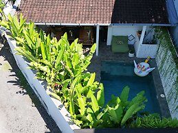 Villa The White House Seminyak