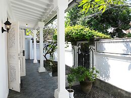 Villa The White House Seminyak