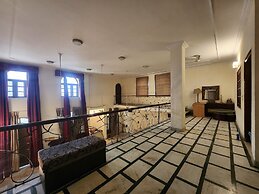 Hotel The Own Stay-Urban Boutique