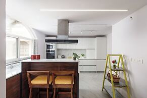 Casabelle by Redolive