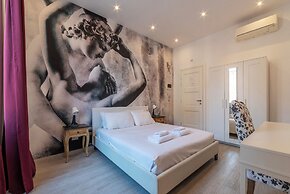 Major 93 Guesthouse