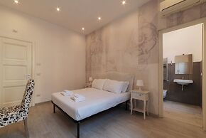 Major 93 Guesthouse