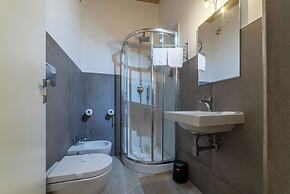 Major 93 Guesthouse