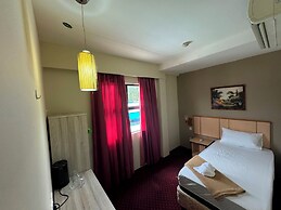 OYO 91148 Cozy Fox Hotel