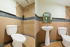 OYO 91148 Cozy Fox Hotel