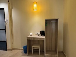 OYO 91148 Cozy Fox Hotel