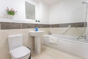 Bedford Meadows Apartment