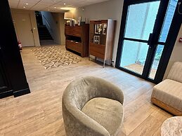 Hotel Restaurant Le Brennus (Logis Hotel)
