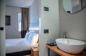 Hotel Casa W