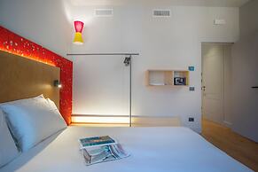 Hotel Casa W