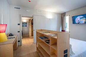 Hotel Casa W