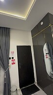 Smart Luxury Apartments & Suites