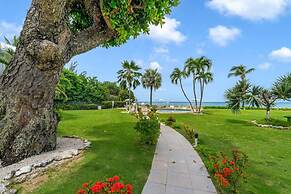 Cocoplum 10 in George Town