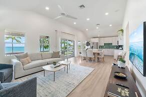 Cocoplum 10 in George Town