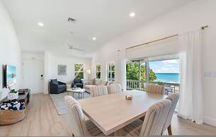 Cocoplum 10 in George Town