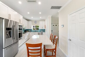 Coconut Bay 126 in West Bay