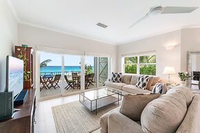 Coconut Bay 126 in West Bay