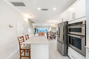 Coconut Bay 126 in West Bay