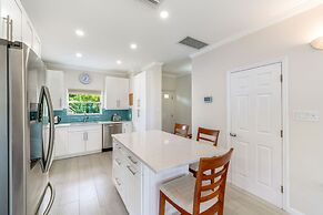 Coconut Bay 126 in West Bay