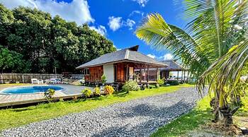 Raiatea - Orion Pool Bungalow