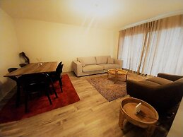 Tahiti - Urban Maohi Cottage