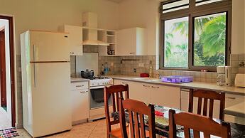 Huahine - Tipanier House