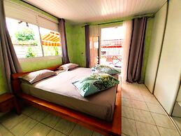 Tahiti - Lihei Pool House