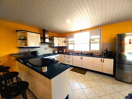 Tahiti - Lihei Pool House