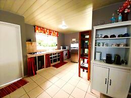 Moorea - Fare Taina Nui