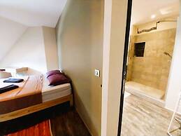 Tahiti - Urban Escape