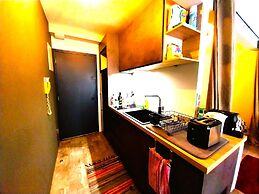 Tahiti - Urban Escape