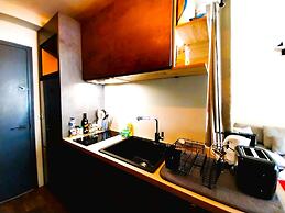 Tahiti - Urban Escape