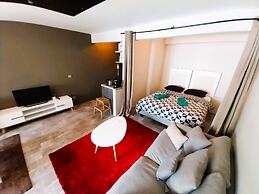 Tahiti - Urban Escape