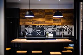 Bora - Tahaana Piti Pool