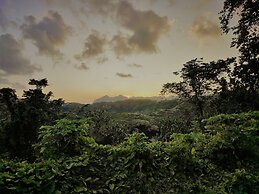 Huahine - Hibiscus House