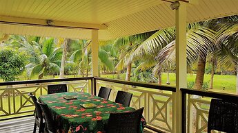 Huahine - Hibiscus House