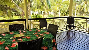 Huahine - Hibiscus House
