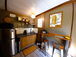 Moorea - Tropical Nest