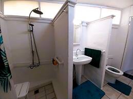 Tahiti - Matavai Bay Cottage