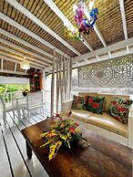 Tahiti - Fare Vainato Beach