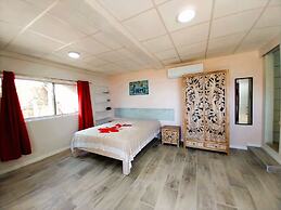 Tahiti - Terevete Pool Studio