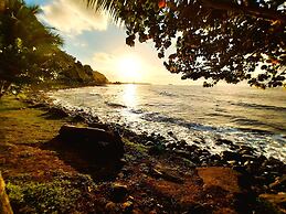 Tahiti - Haumaru Beach Fare