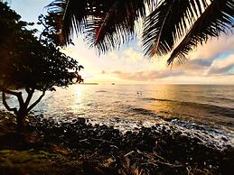 Tahiti - Haumaru Beach Fare