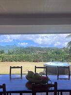 Huahine - Maroe Villa One