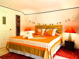 Tahiti - Vaiava Beach Cottage