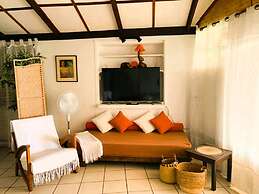 Tahiti - Vaiava Beach Cottage
