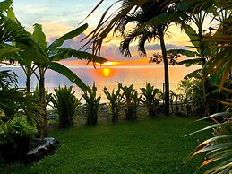 Tahiti - Vaiava Beach Cottage