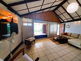 Tahiti - Vaiava Beach Cottage