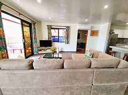 Tahiti - Vetea Pool Fare