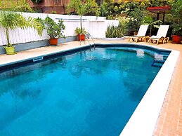 Tahiti - Vetea Pool Fare